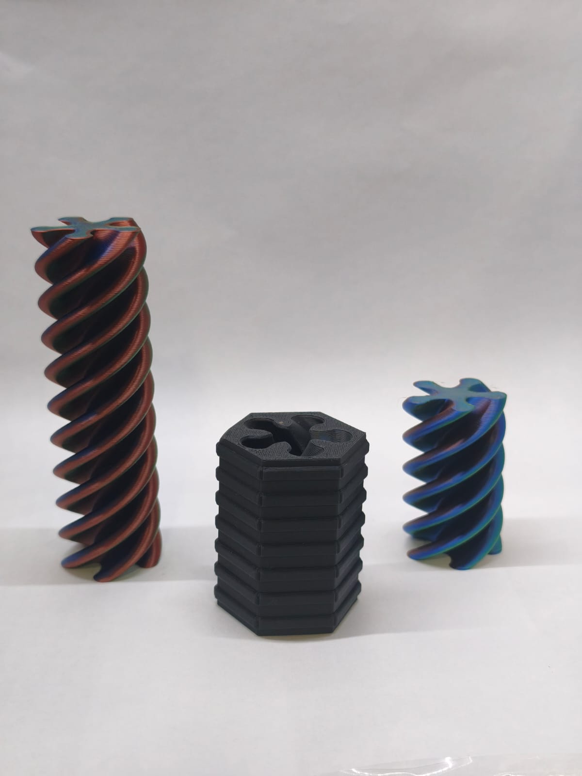 Vortex Hexagonal fidget toy - Free 3D Print Model - MakerWorld