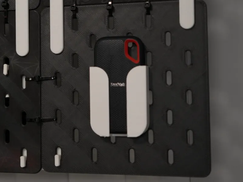 Skadis SanDisk Extreme -Body