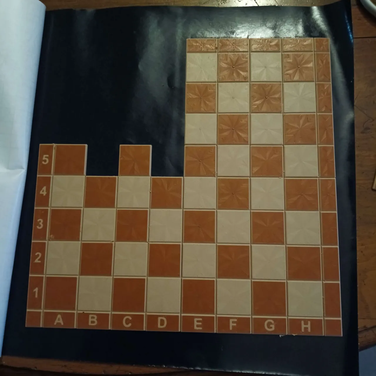 Chess box tower set with foldable board game view 4