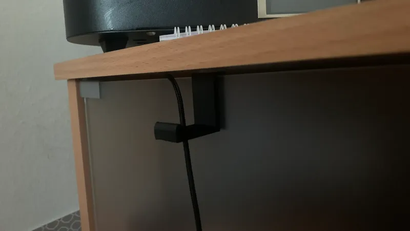 Headset holder glass