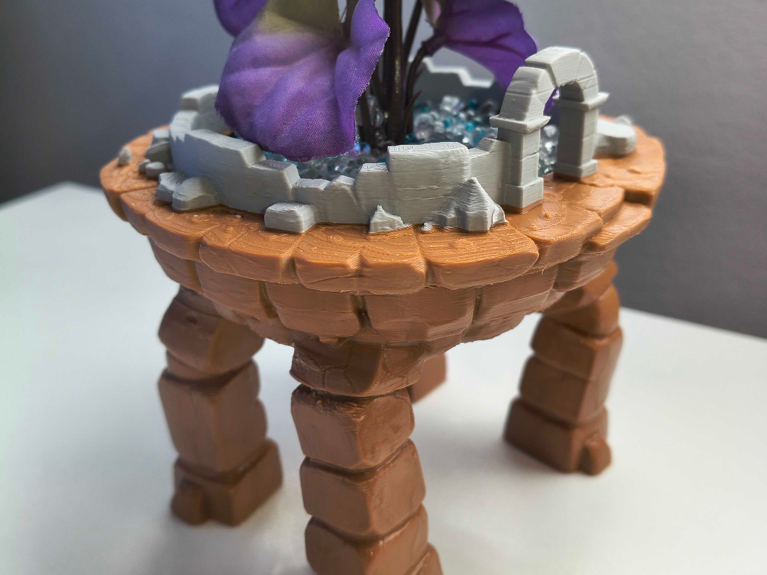 Walking Mausoleum Ruins - Aquarium Planter