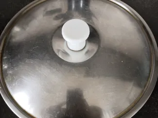 Ergonomic Pot Lid Knob V1 (M4 Screw Mount)