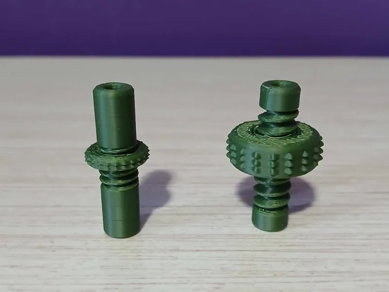 Hoodie String Fidgets - Screw