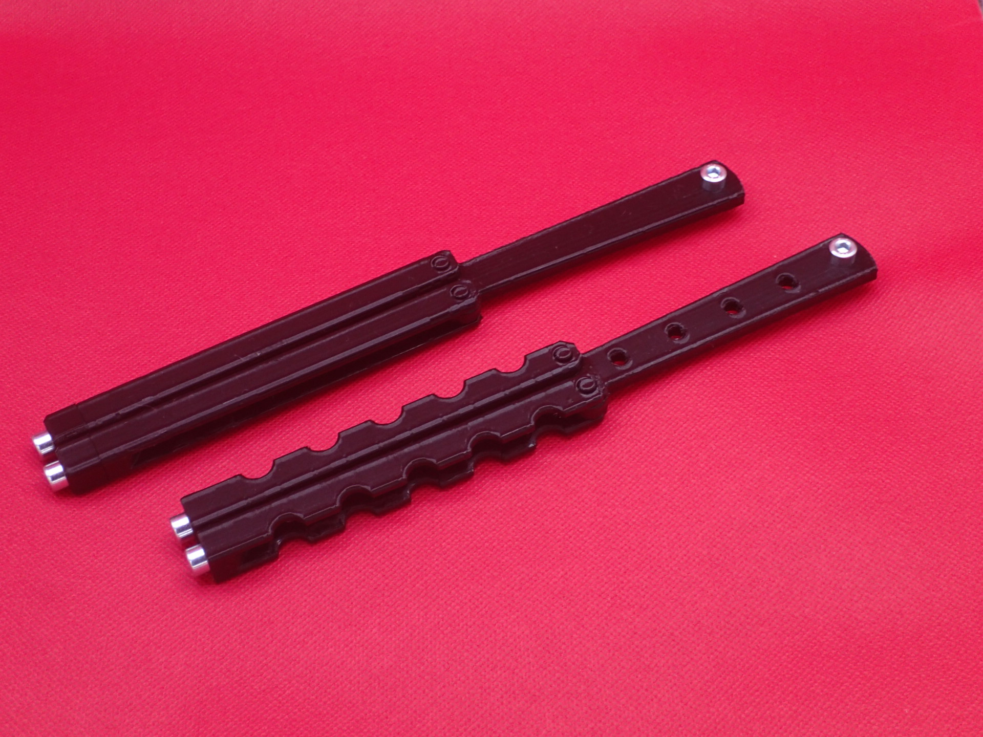 Training Balisong – Weight-Tunable Butterfly Knife