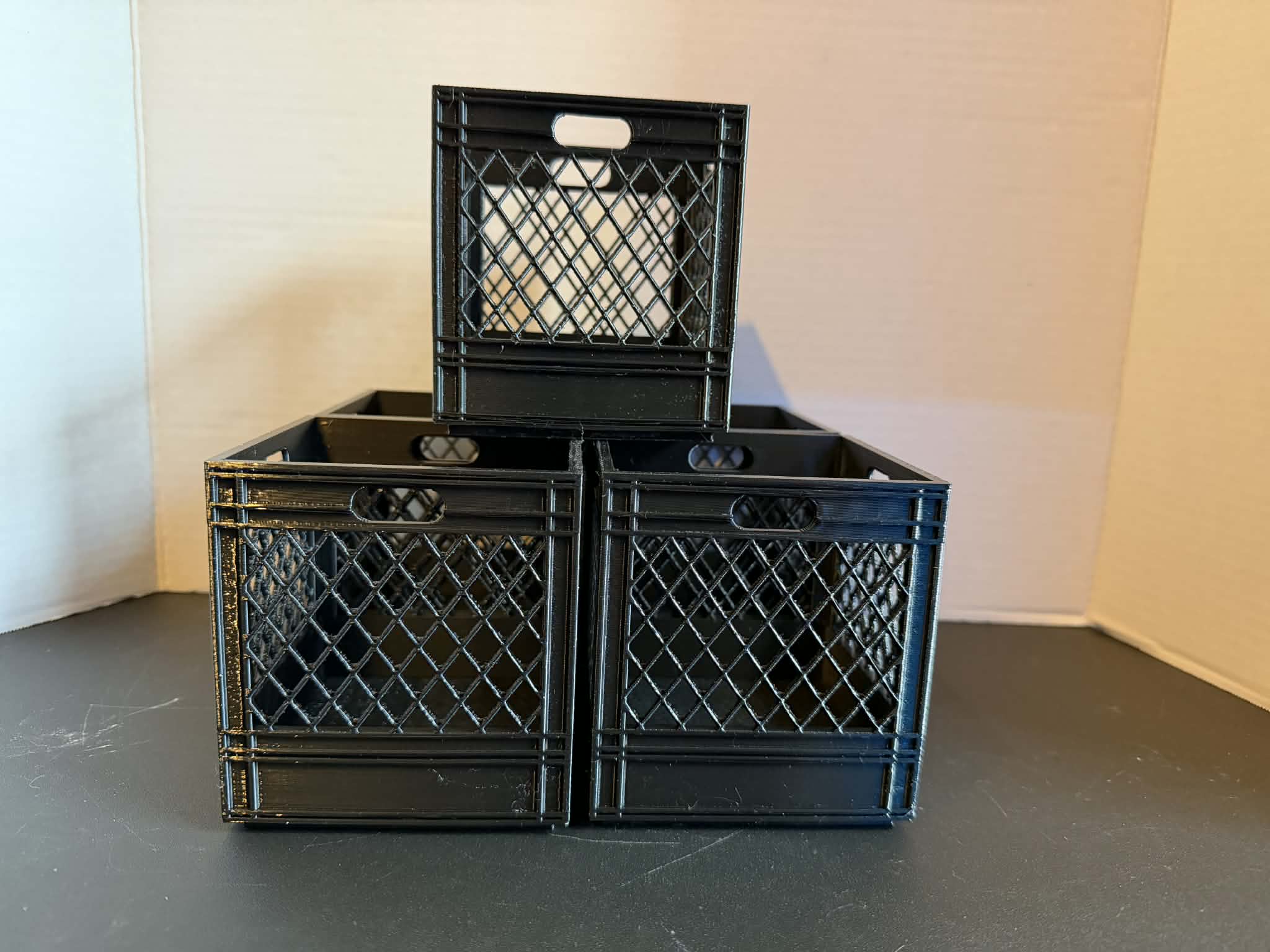 Miniatura 2 do modelo 3D Mini Stackable Milk Crates