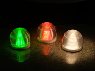 Christmas Tree Lamp - Optical Illusion