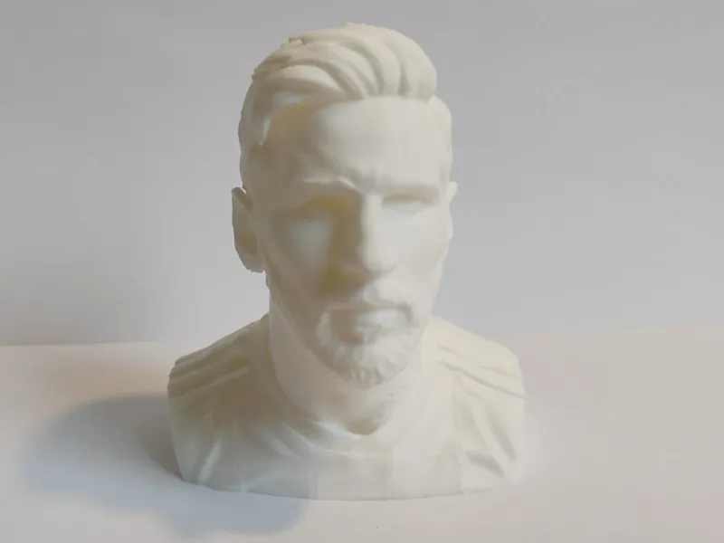 Messi statue