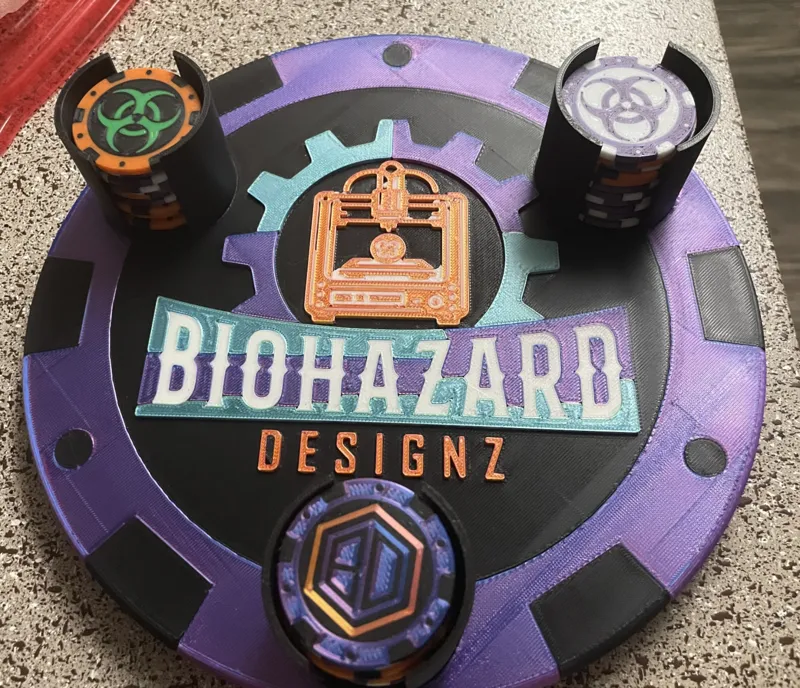 Large Maker Chip Display