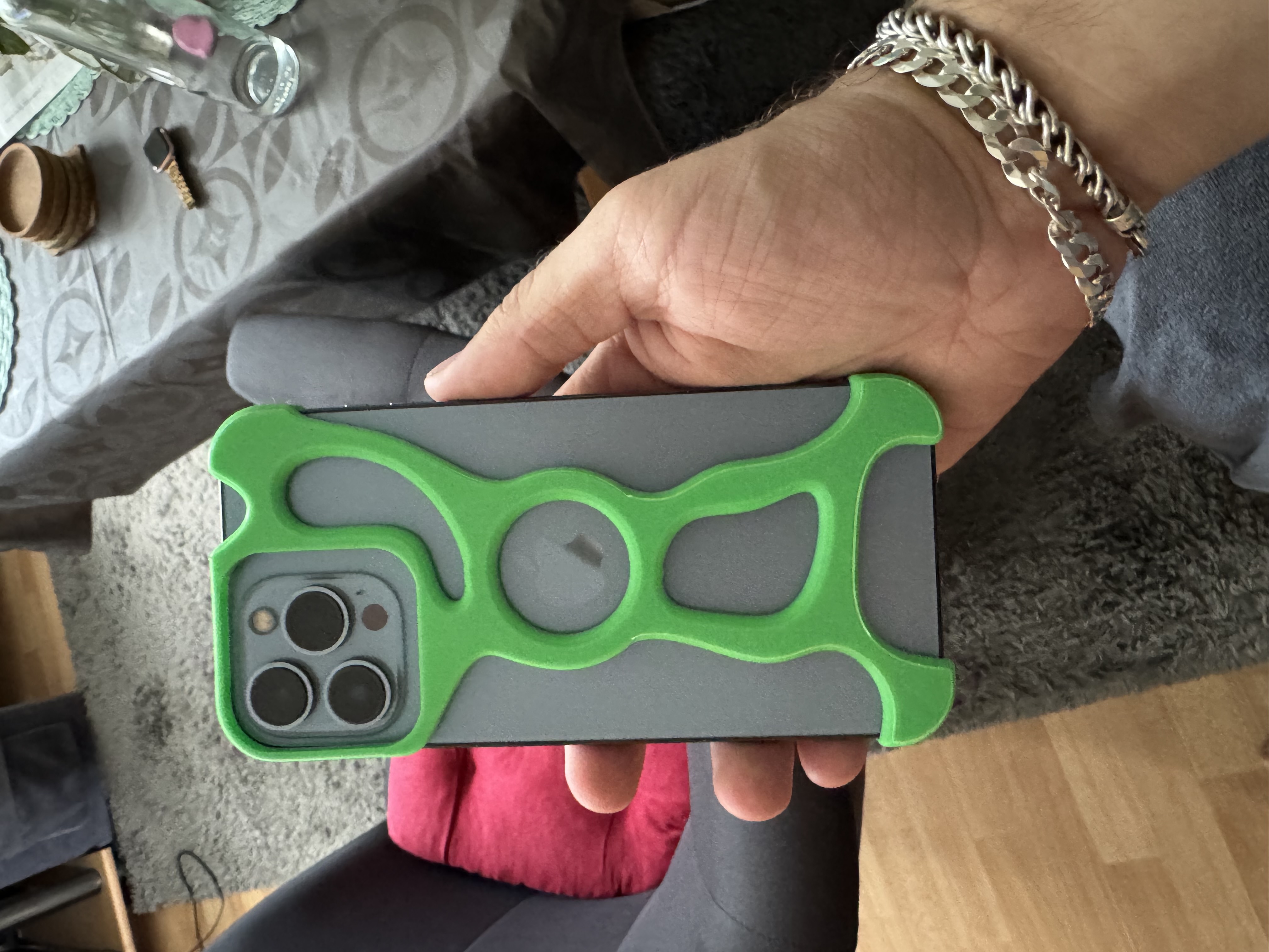 Miniatura 5 do modelo 3D iPhone 16 Pro Max Skeleton Case