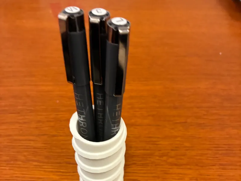 Spiral pencil holder