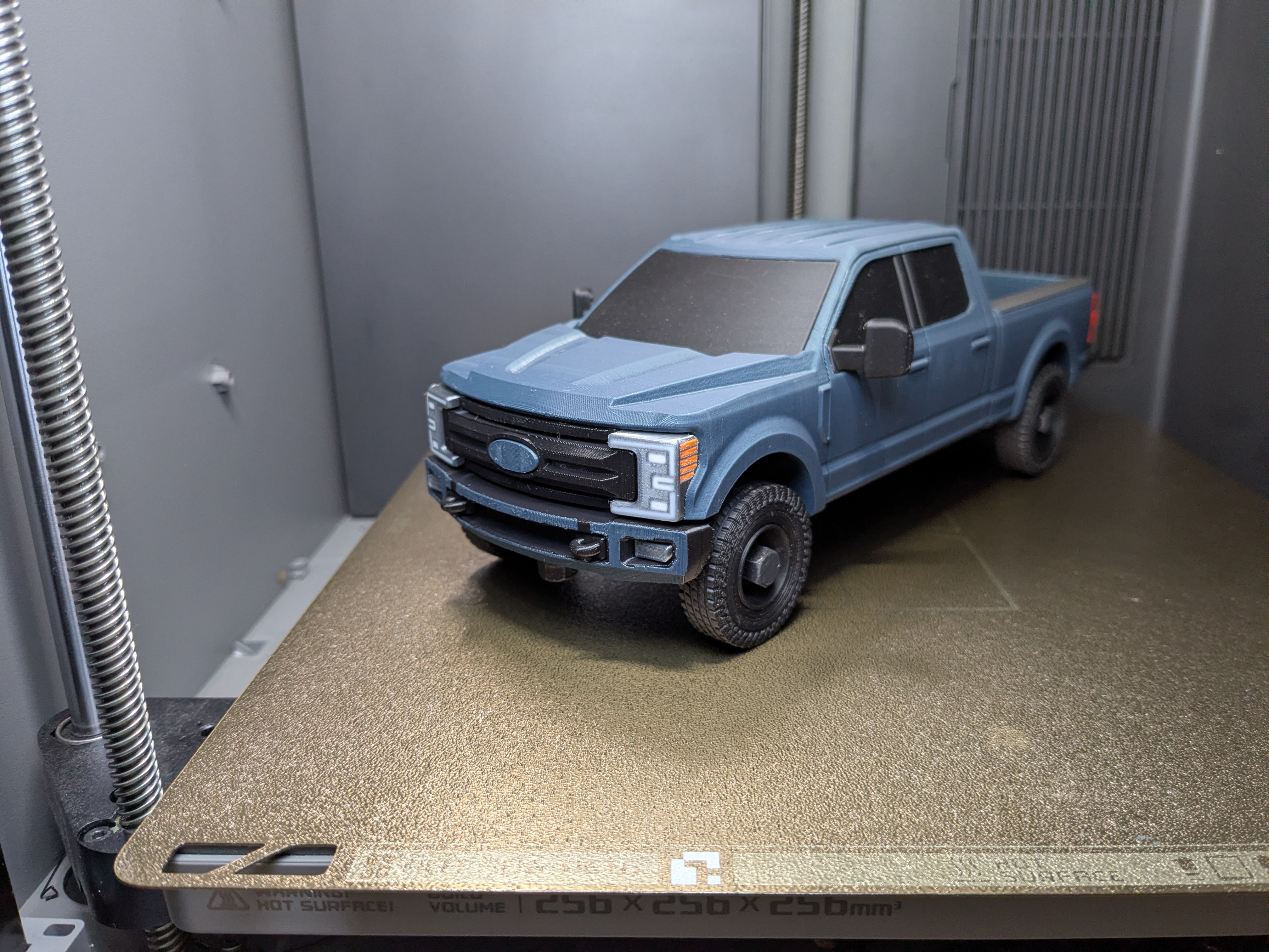 Miniatura 2 do modelo 3D Ford Super Duty 