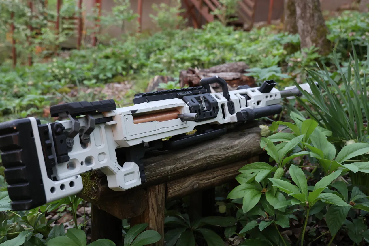Titanfall 2 Kraber Sniper Rifle view 4