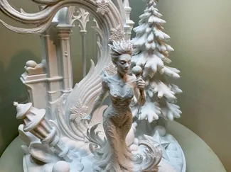 Winter Aria of the Gothic Queen