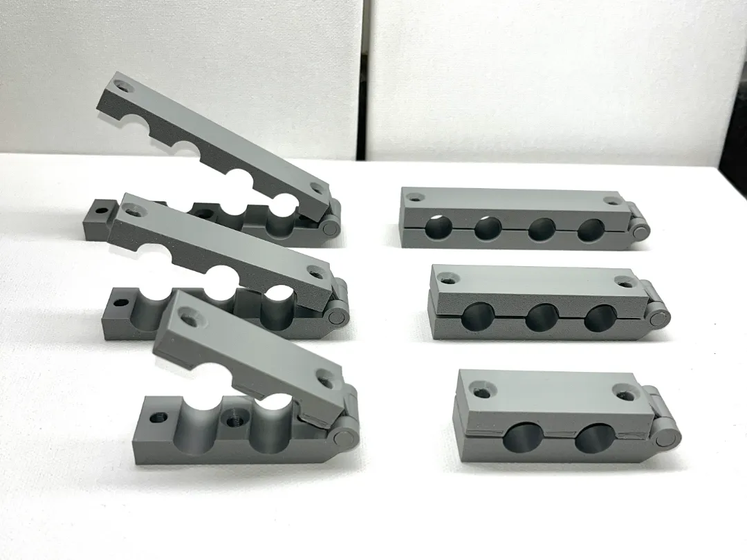 Colliers pour câbles coaxiaux