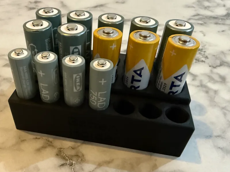 Compact Battery Holder 10xAA and 7xAAA