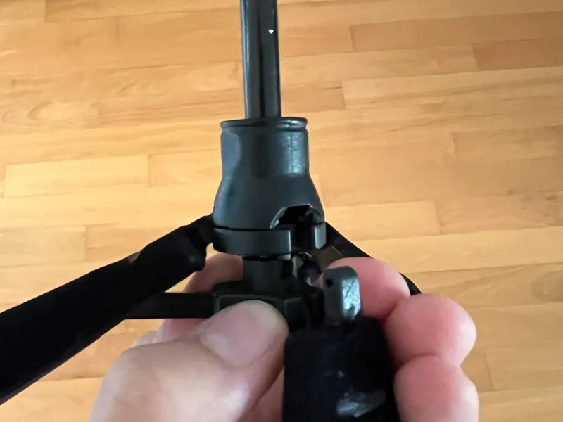 Hercules clarinet stand piece