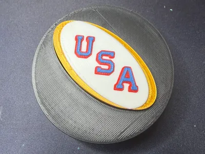 USA Gold Hockey Puck Clicker