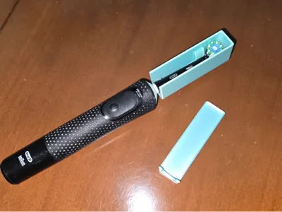 Toothbrush Box