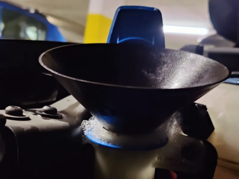 VAG Windshield Fluid Funnel