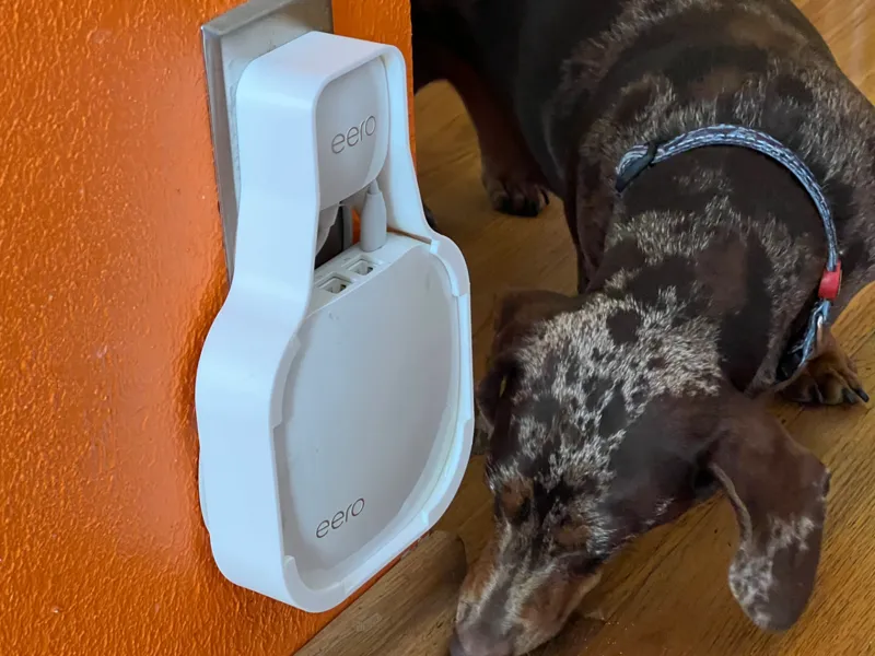 EERO WALL BRACKET