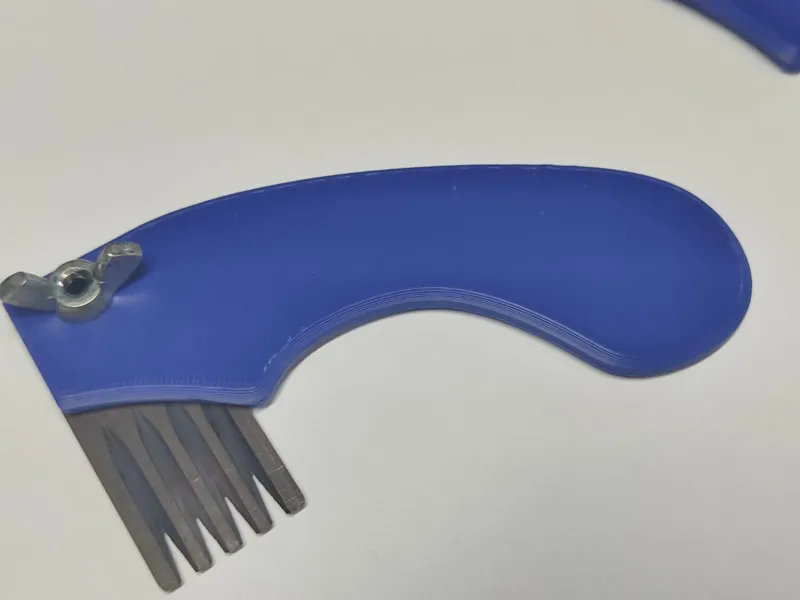 Porta lama a 90 gradi sbavatura, ergonomica