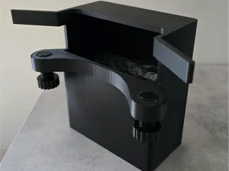 Desk trash bin with bag holder