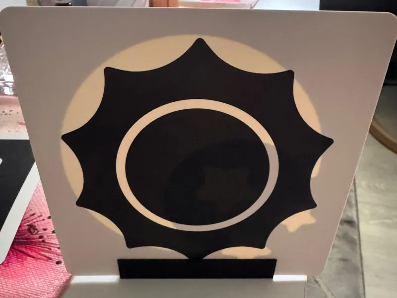 Black&White card holder for toddlers