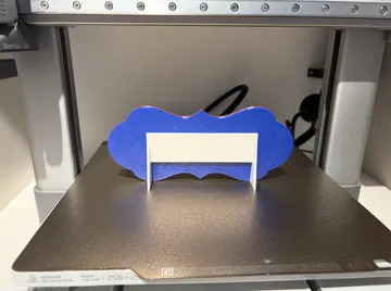 Letrero o emblema decorativo: Customizable Amusement Park Sign (Video Tutorial) — vista de referencia 3