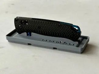 Benchmade Bugout knife stand with Gridfinity Base