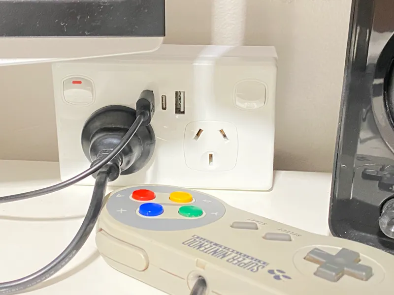 USB Power Point Mount Screw-On Desktop Outlet
