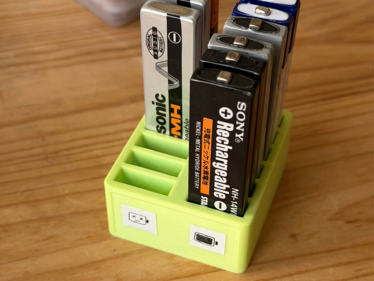 Gumstick Battery Array Stand