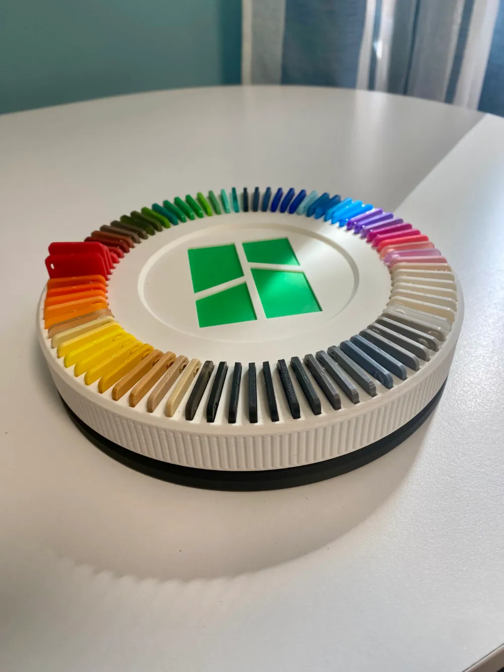Improved Color Sample Display by DiddyKong3D - MakerWorld