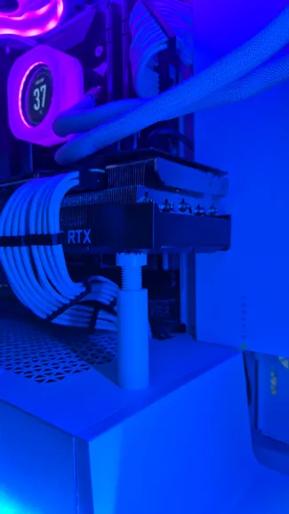 GPU Holder (Deluxe version - magnetic)