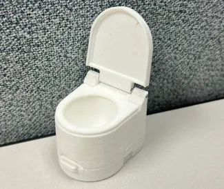 Scale portable toilet for rc cars