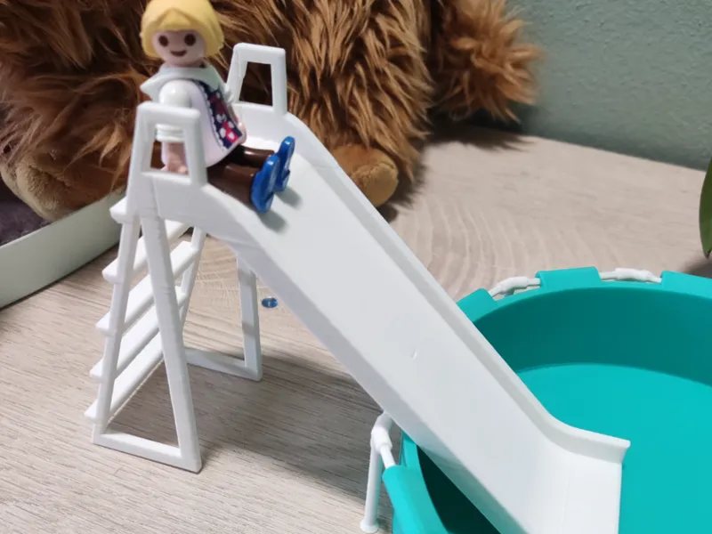Playmobil Rutsche (oder Schleich)