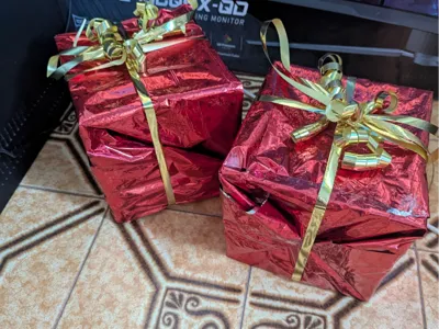 Gift/Present internal support