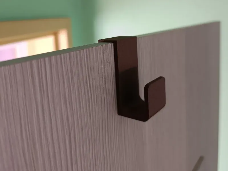 Simple door hook