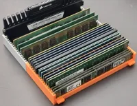 Supports pour barrettes RAM/DIMM verrouillables — photo 2