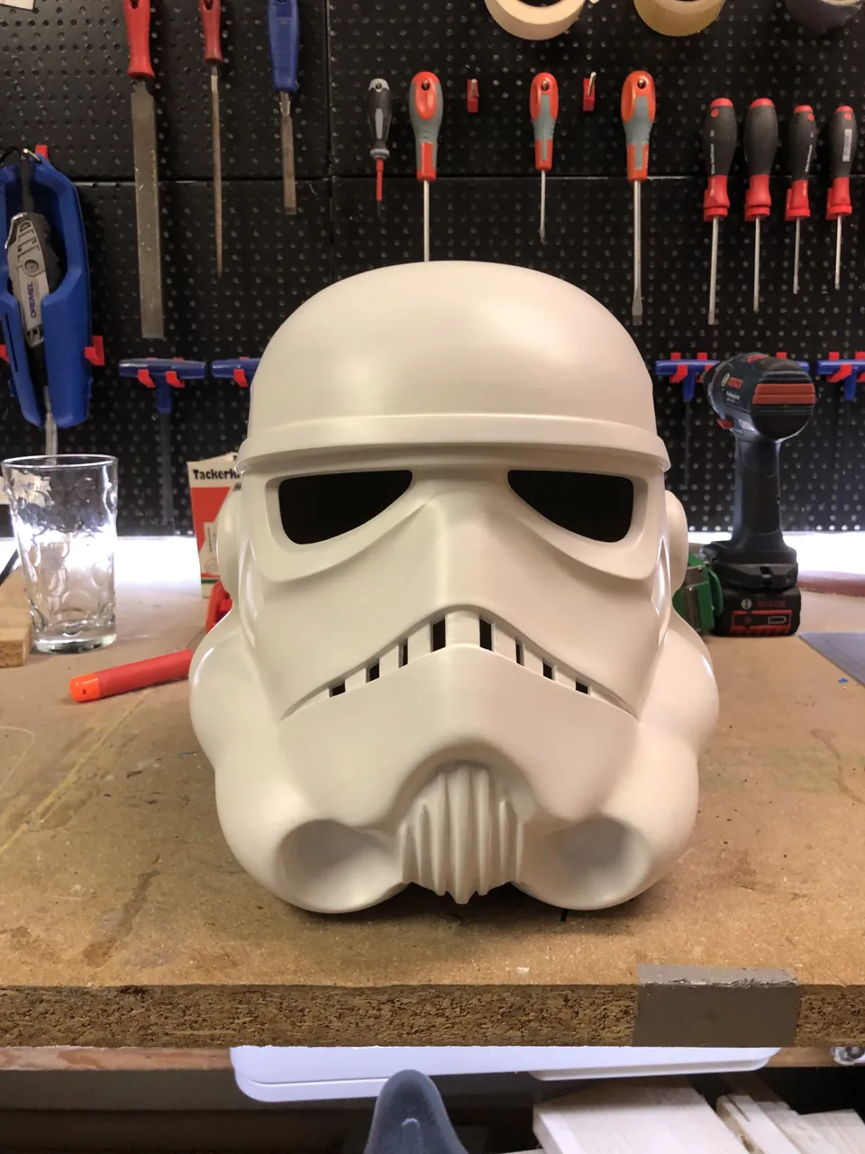 Stormtrooper ANH helmet view 3
