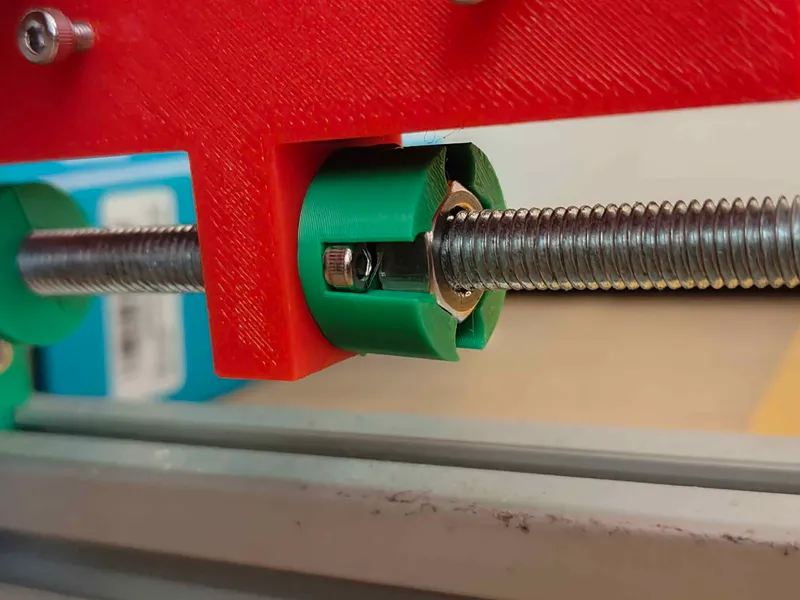 Trapezoid M8 Nut adapter
