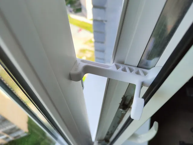 Window Gap Restrictor & Anti-Slam Draft Stopper