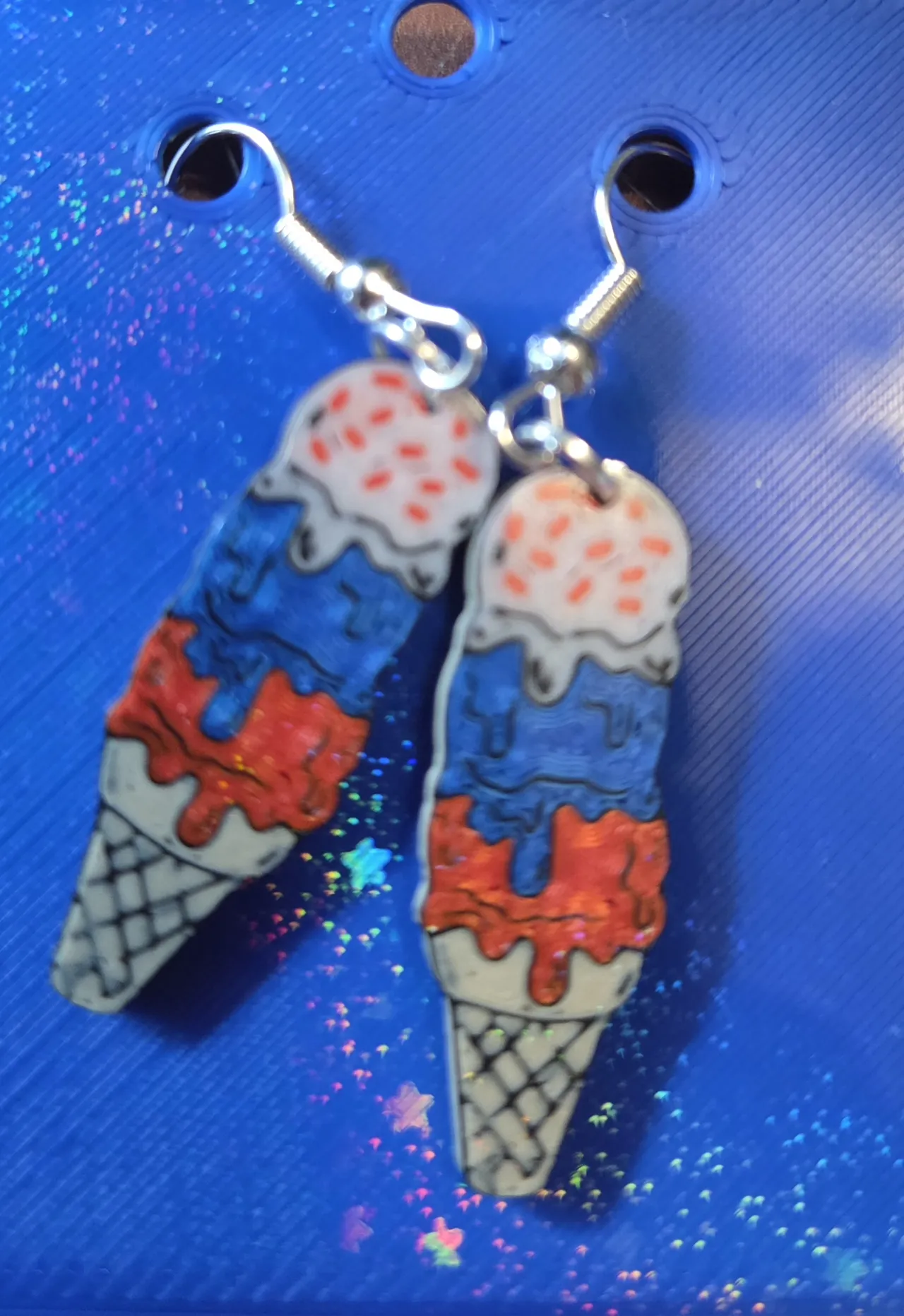 USA ice cream cone earring view 2