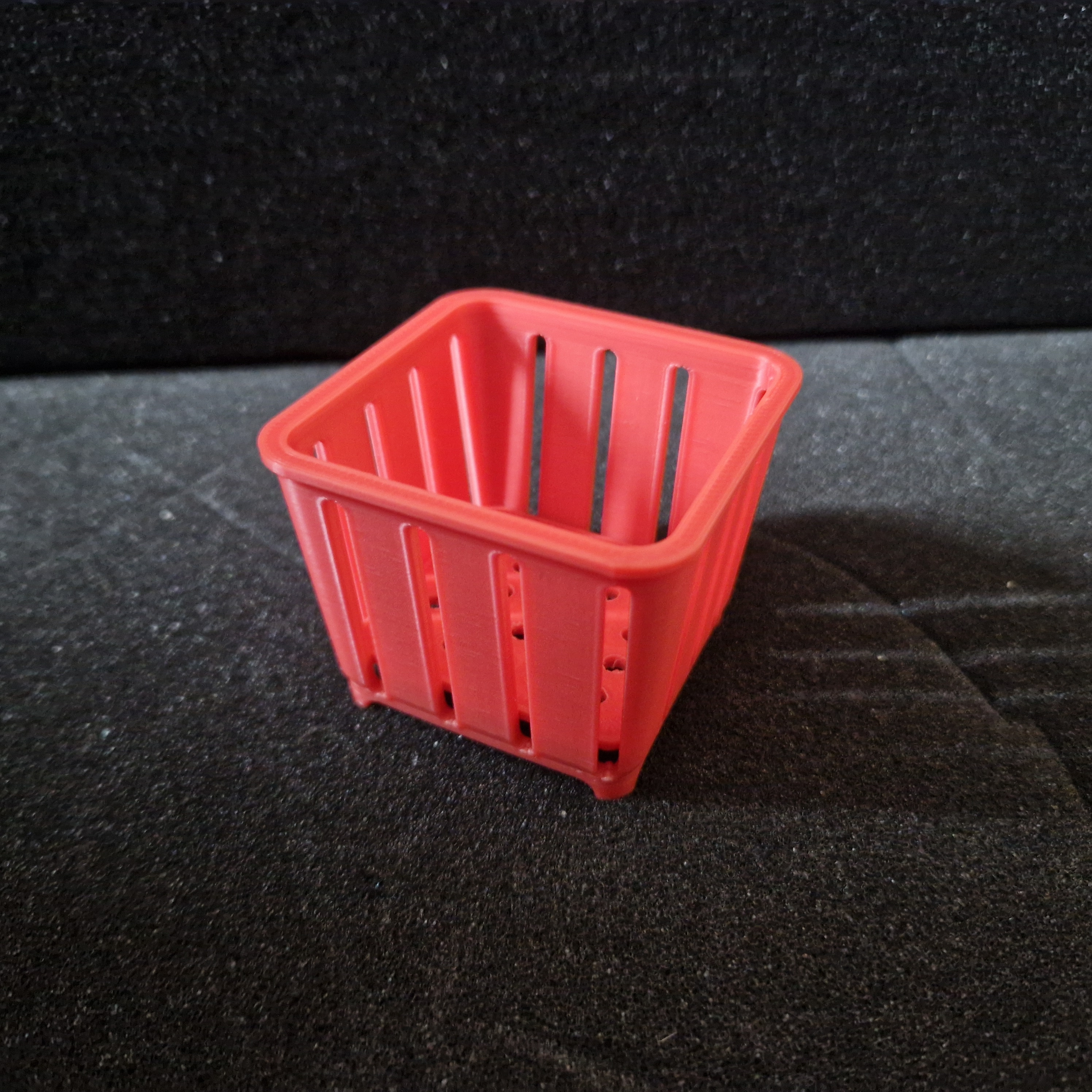 Miniatura 1 do modelo 3D Parametric Liner Pot Generator Square Editon