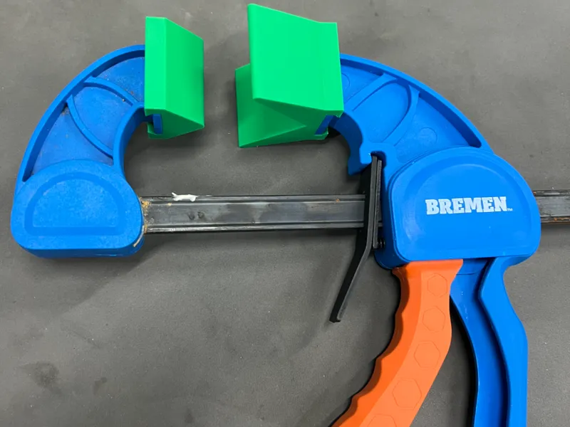 Bremen Clamp Corner Adapters 