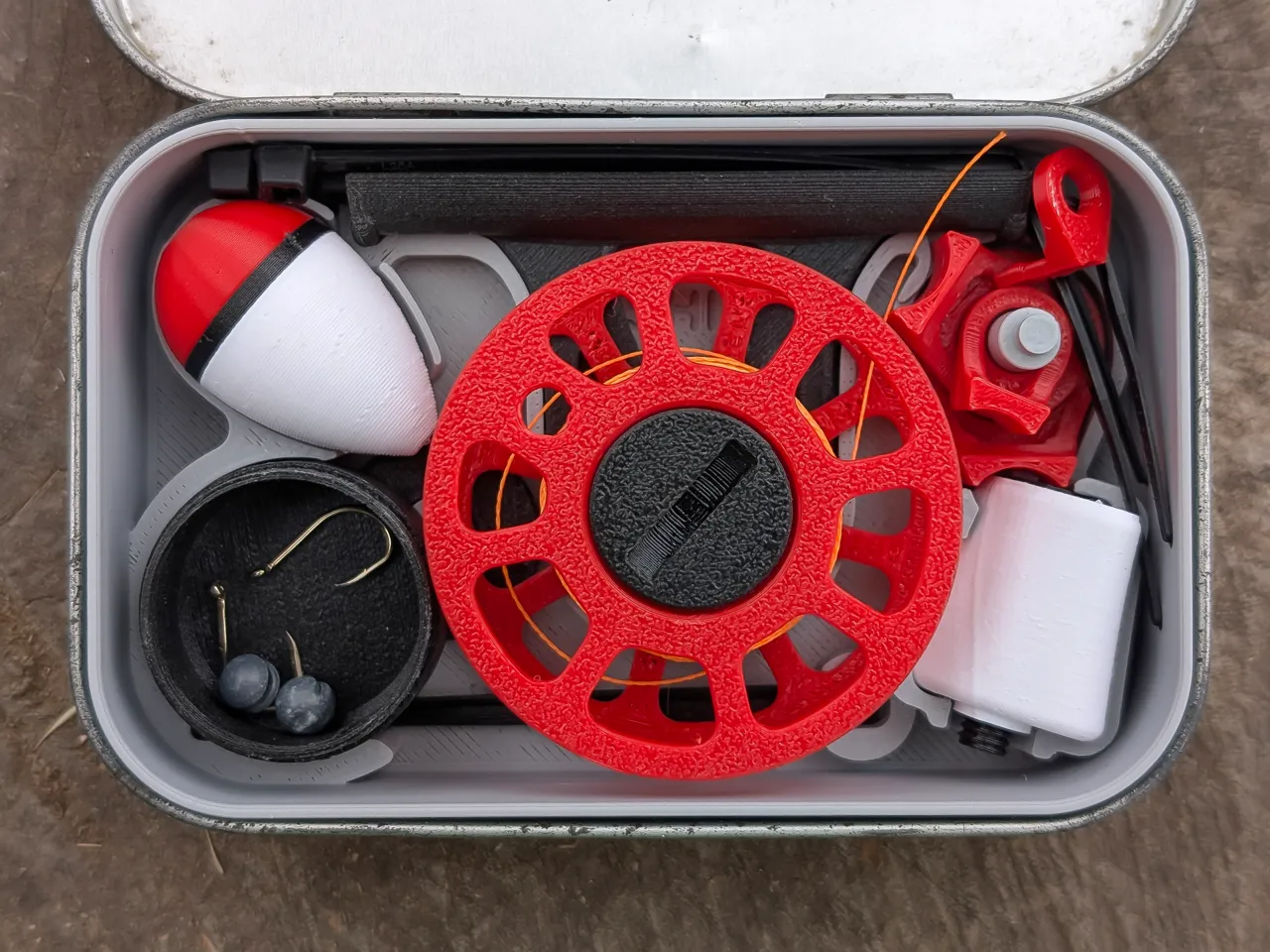 Travel Pocket Fishing Set - Altoid size box insert view 2