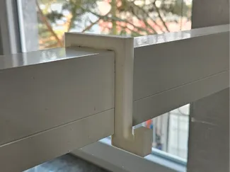 Haken für Trennwände aus Alu-Profilen 50x65mm