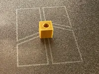 Cube fidget percé — photo 1