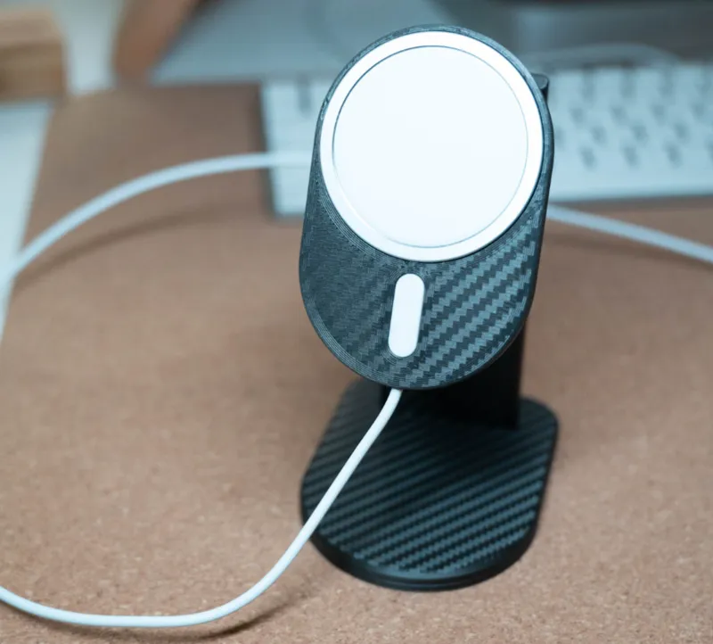 Desktopstand for MagSafe Dash Mount