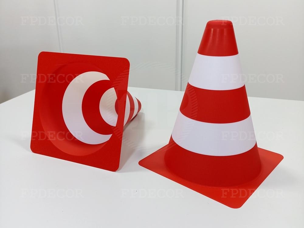 Miniatura 1 do modelo 3D Traffic Cones for Multiple Uses