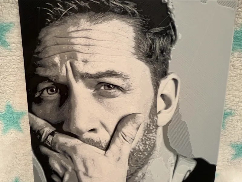 Tom Hardy Hueforge